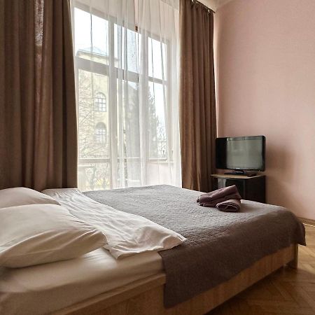 Romantic Apartments - Оn Valova Street إلفيف المظهر الخارجي الصورة