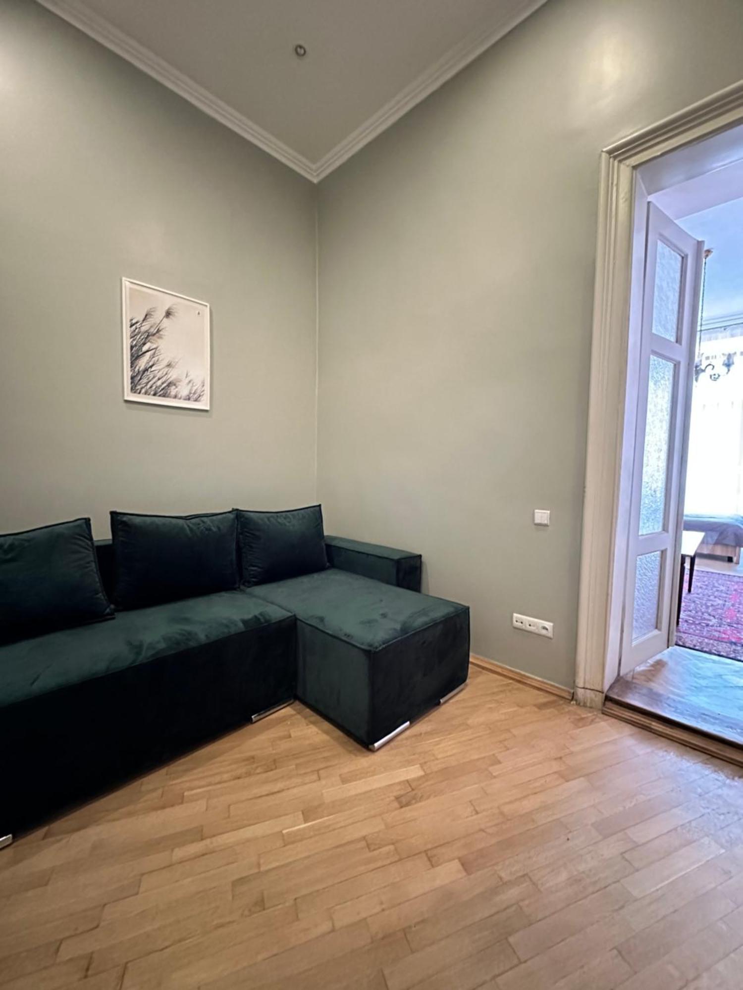 Romantic Apartments - Оn Valova Street إلفيف المظهر الخارجي الصورة