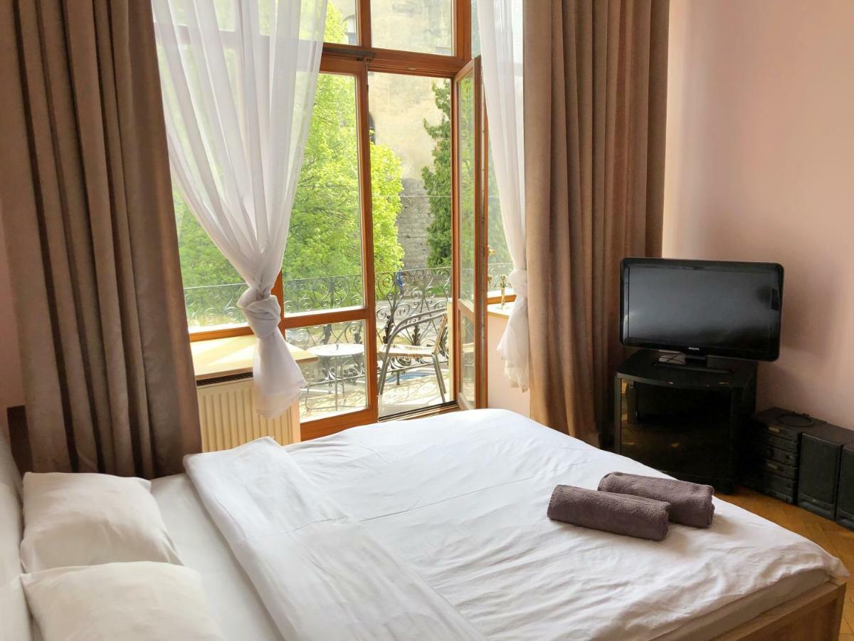 Romantic Apartments - Оn Valova Street إلفيف المظهر الخارجي الصورة
